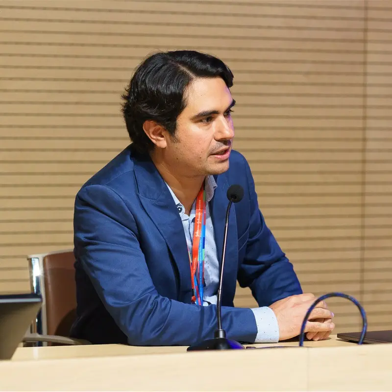 Dr. Rodrigo Olivieri